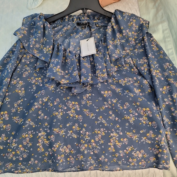 🆕️ 1. State Retro Bloom top - Picture 10 of 13